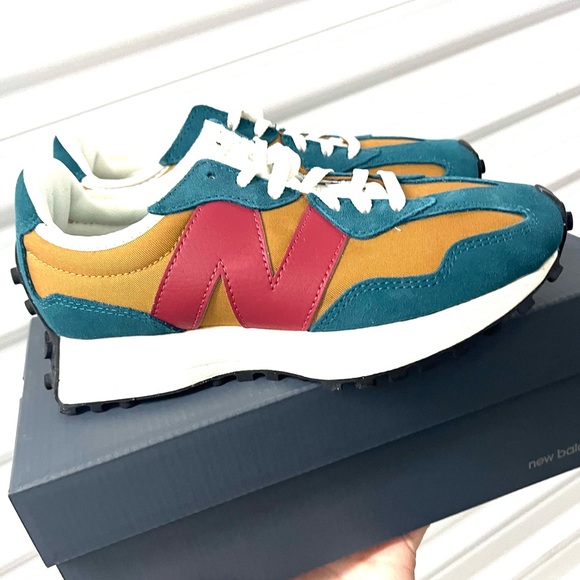 NEW BALANCE 327 Casual Women's Sneakers Shoes Teal Brown Red various sizes - Picture 6 of 11